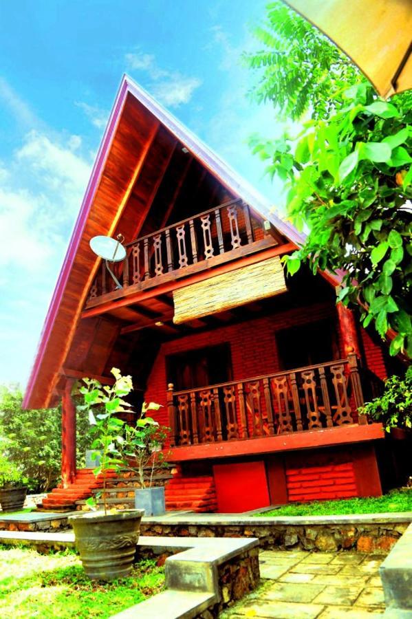 D Family Resort Anuradhapura Dış mekan fotoğraf